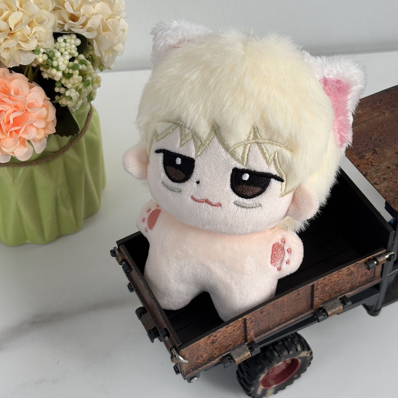 Pierwsza wersja: TOMORROWXTOGE – Anime Cosplay Manga recenzja i cena